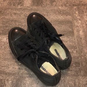 💫 2/$40 All Black Low Top Converse
